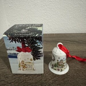 Vintage Hutschenreuther 1993 Annual Christmas Bell,         Nook Porcelainl